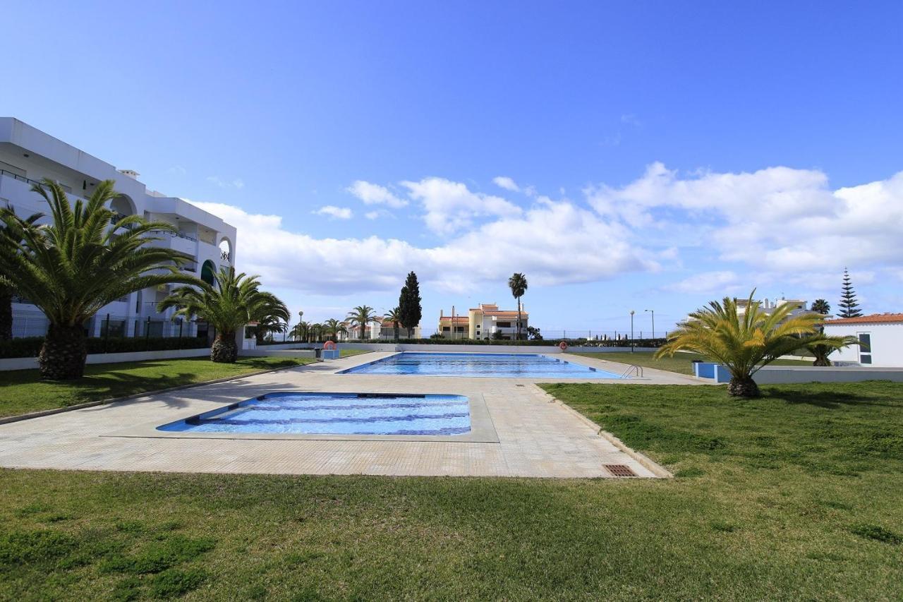 Apartamento Armacao De Pera Brightness With Pool By Homing Exterior foto