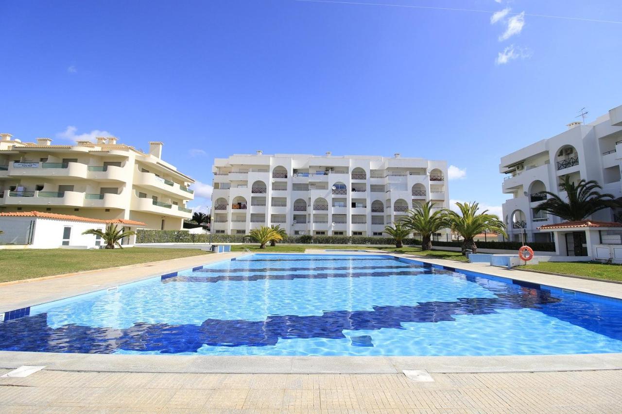 Apartamento Armacao De Pera Brightness With Pool By Homing Exterior foto