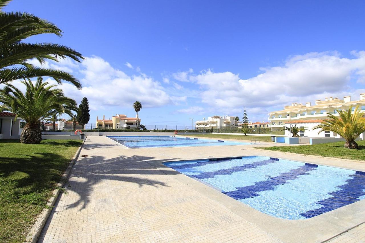 Apartamento Armacao De Pera Brightness With Pool By Homing Exterior foto
