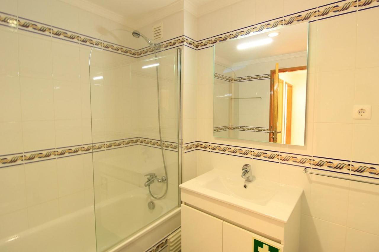 Apartamento Armacao De Pera Brightness With Pool By Homing Exterior foto