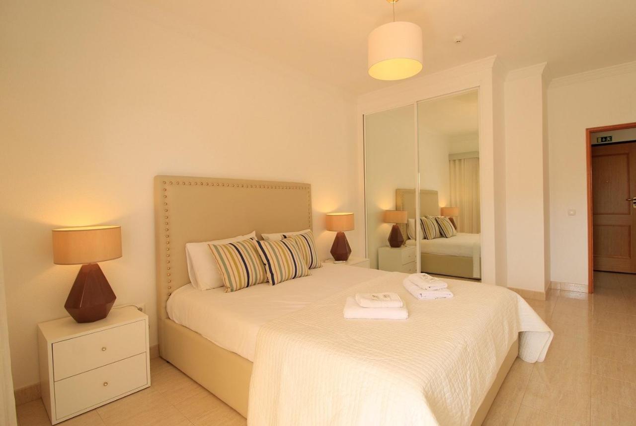 Apartamento Armacao De Pera Brightness With Pool By Homing Exterior foto