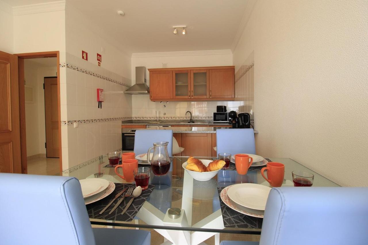 Apartamento Armacao De Pera Brightness With Pool By Homing Exterior foto